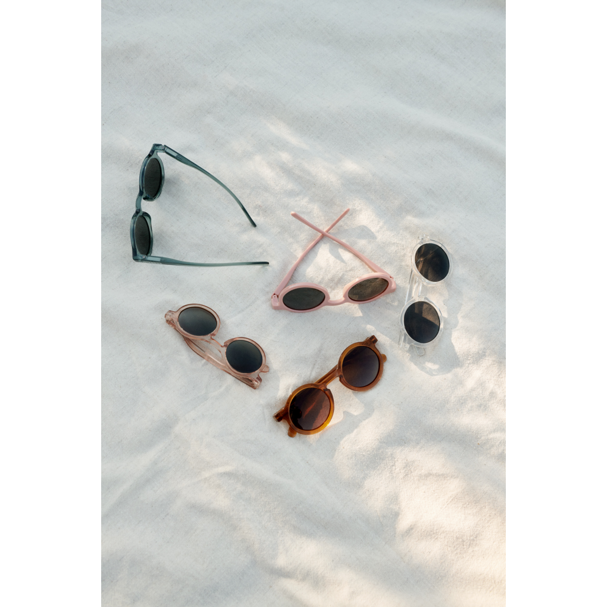 Liewood Lunettes de Soleil DARLA Junior 4-10 Ans - Rose transparent - Lunettes de soleil