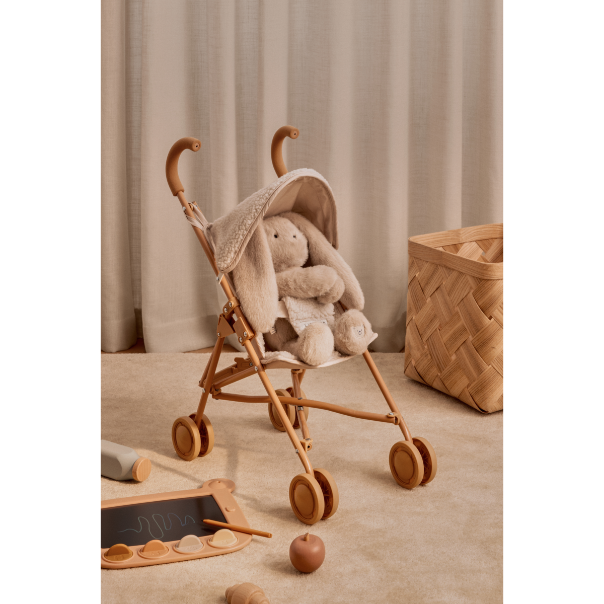 Liewood Poussette en Polaire pour Poupée ELSIE - Sandy - PRETEND PLAY