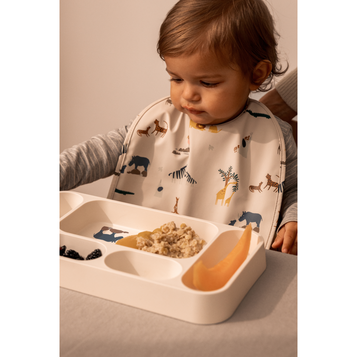 Liewood Assiette à Compartiments MOSU - Peach / Sea shell - Assiettes