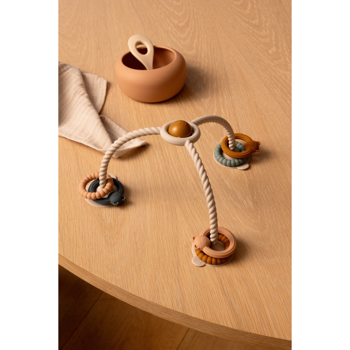 Liewood Jouet à Ventouse SOREN - Sandy multi mix - Mobile pour bébé