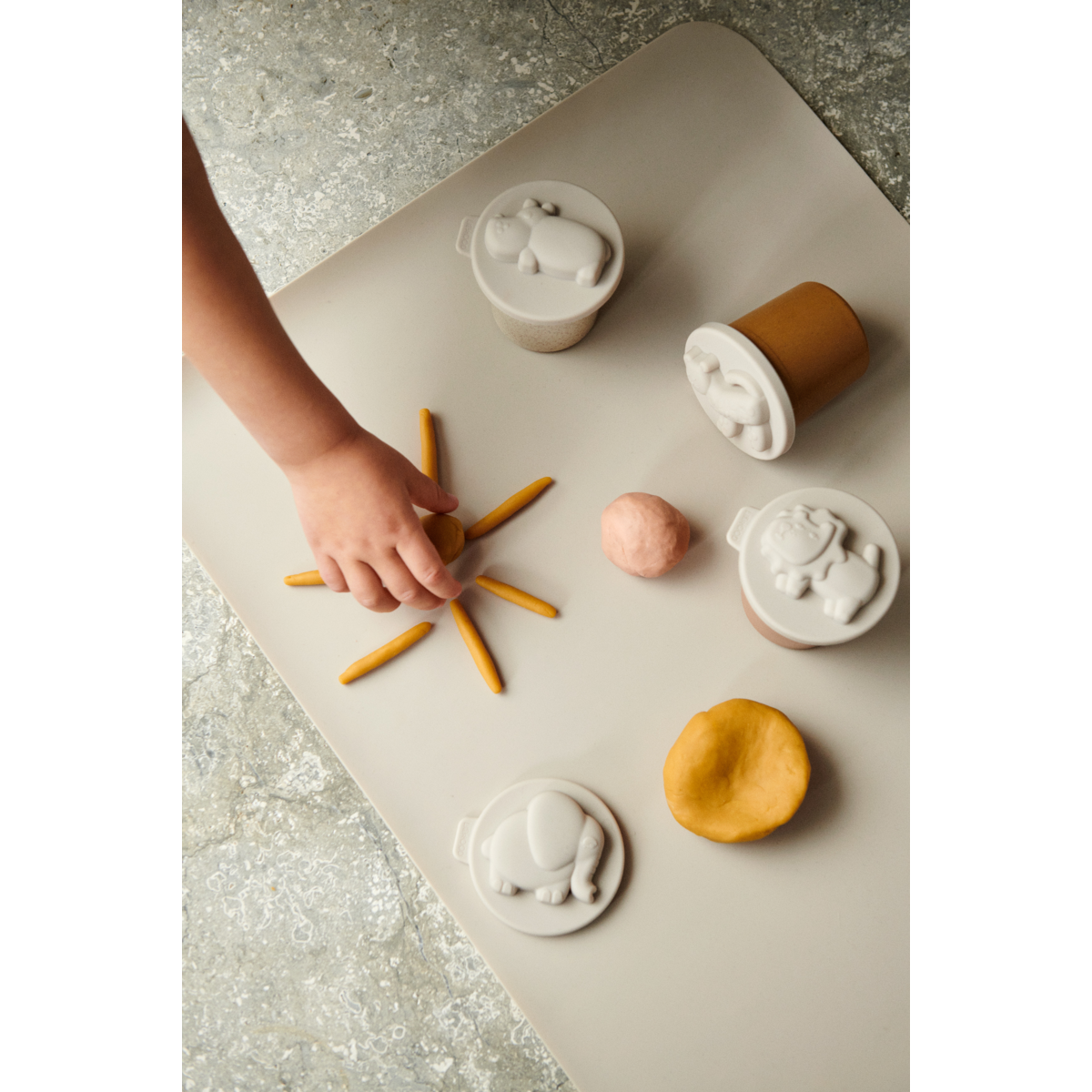 Liewood Kit De Pâte À Modeler Rollie Lot De 6 - Yellow mellow multi mix - Jouets créatifs
