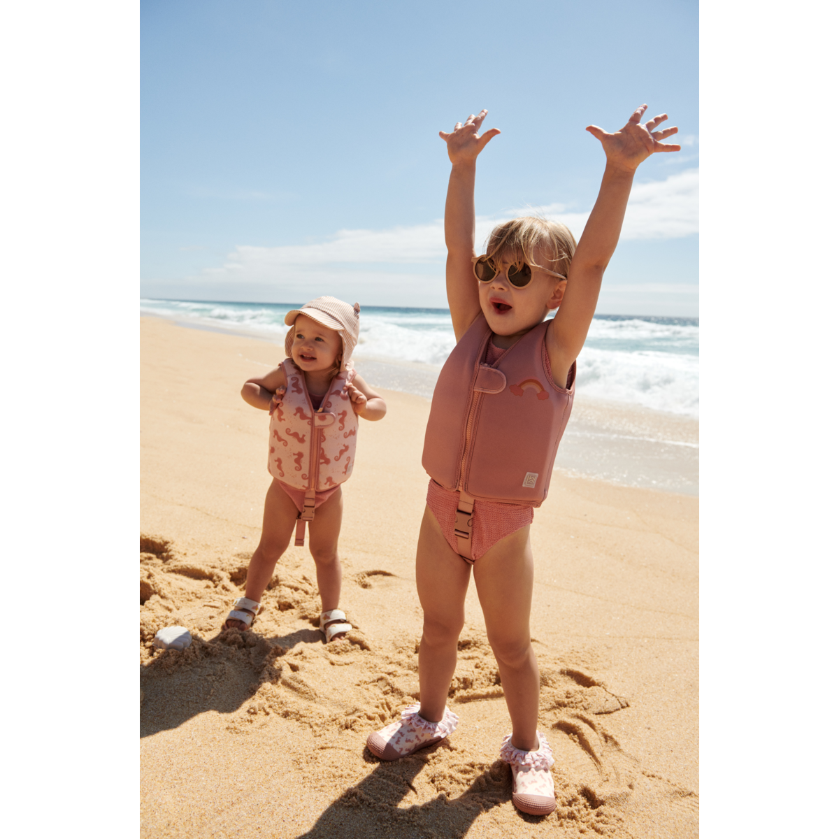 Liewood Sanjia Flounce Sea Shoes - Seahorse / Apple blossom - CHAUSSURE DE NATATION