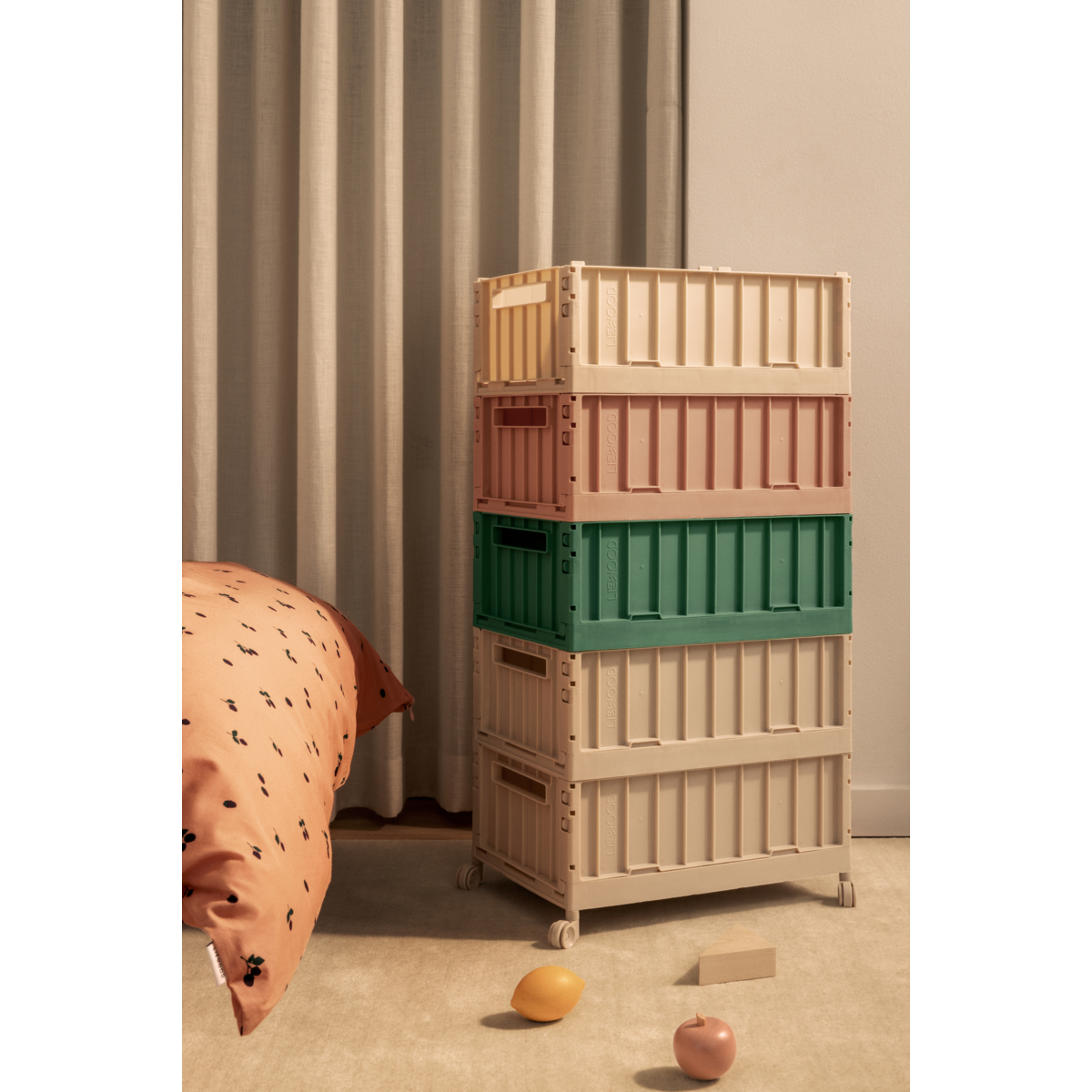 Liewood Boîte de Rangement WESTON - LARGE, à Roulettes Pivotantes - Sandy - Boîtes de rangement