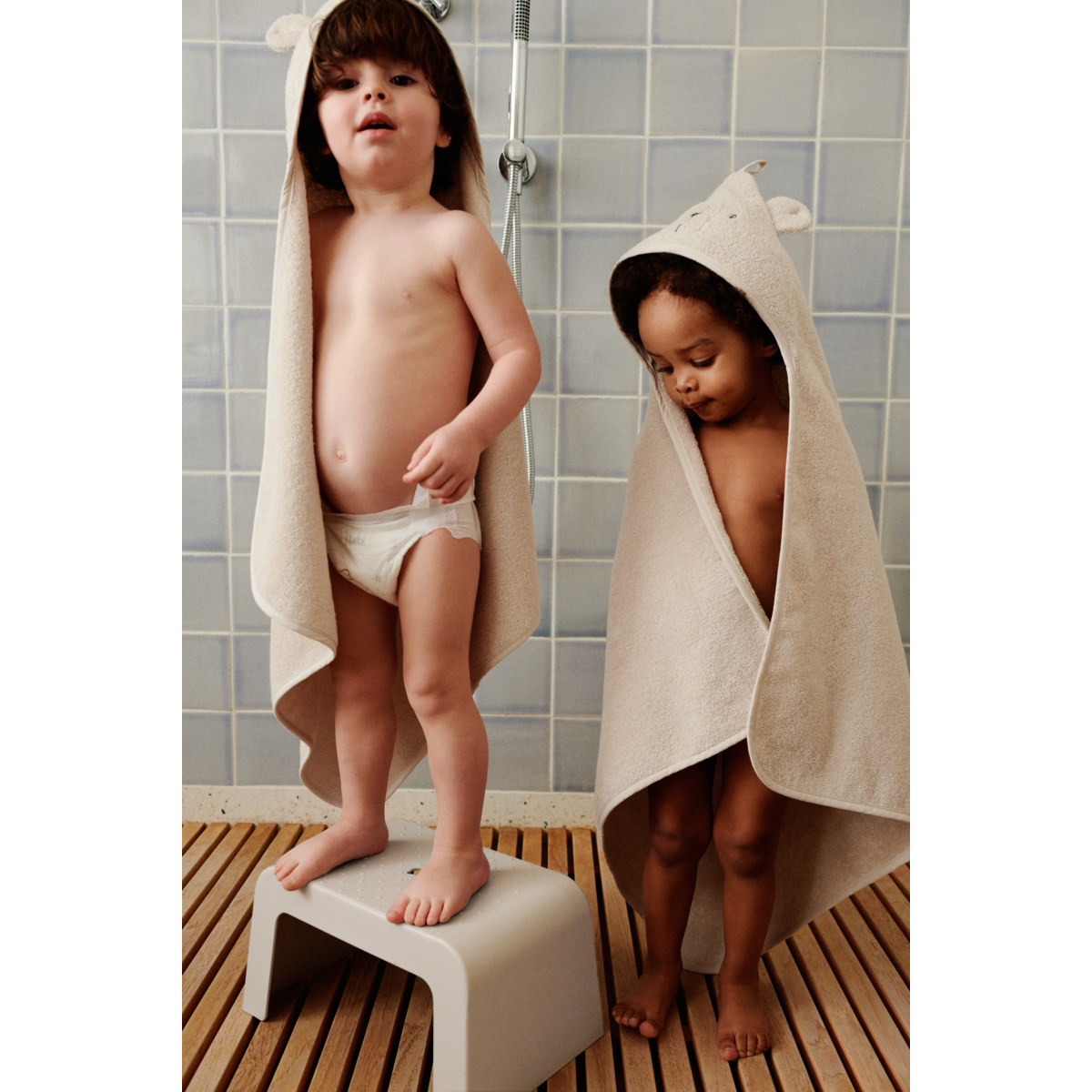 Liewood Serviette de Bain à Capuche pour Bébé ALBERT - Sandy - Serviettes / Gants de toilettes