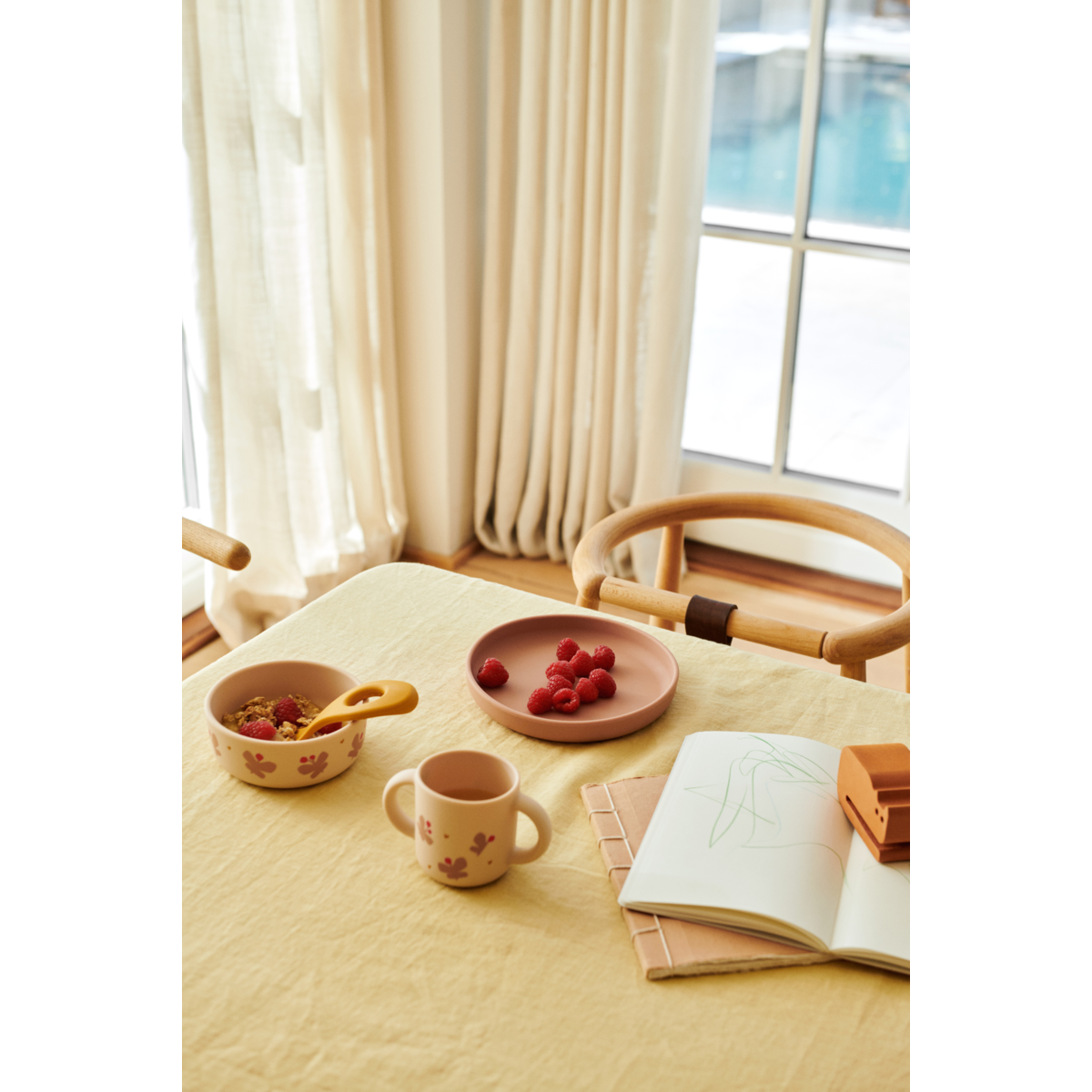 Set de Vaisselle en Silicone VIVI - Butterfly / Apple blossom