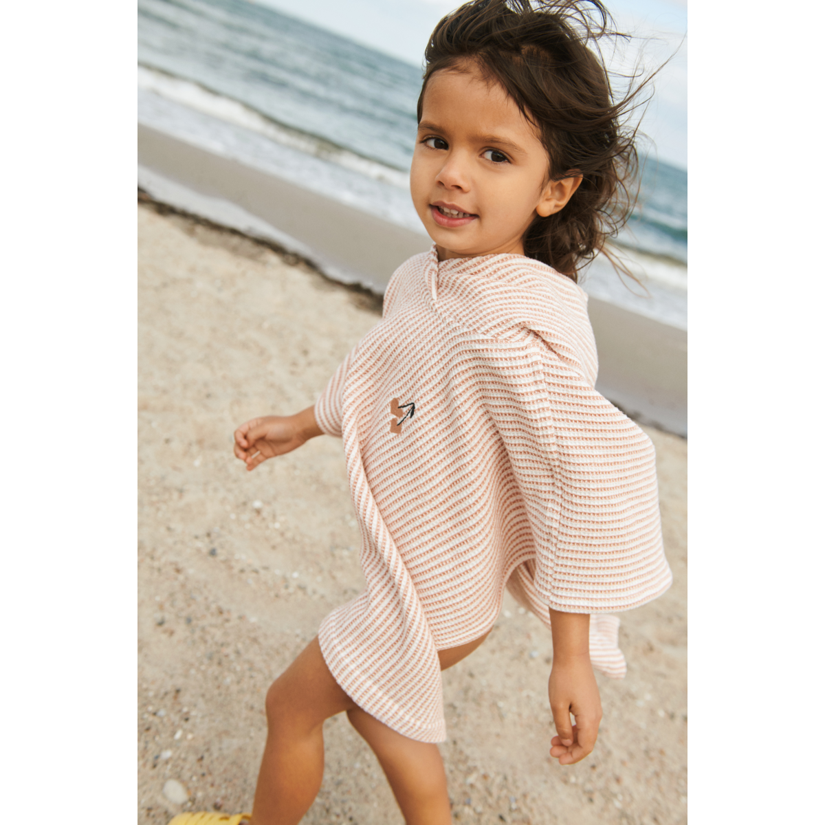 Liewood Poncho broderie PACO - Y/D Stripe tuscany rose / creme de la creme - Peignori / Poncho
