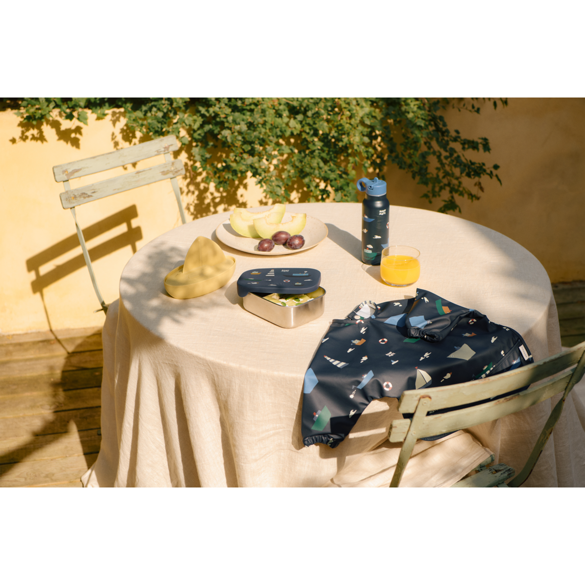 Liewood Boîte à Déjeuner ARTHUR - Sailing / Classic navy - Boîte à goûter