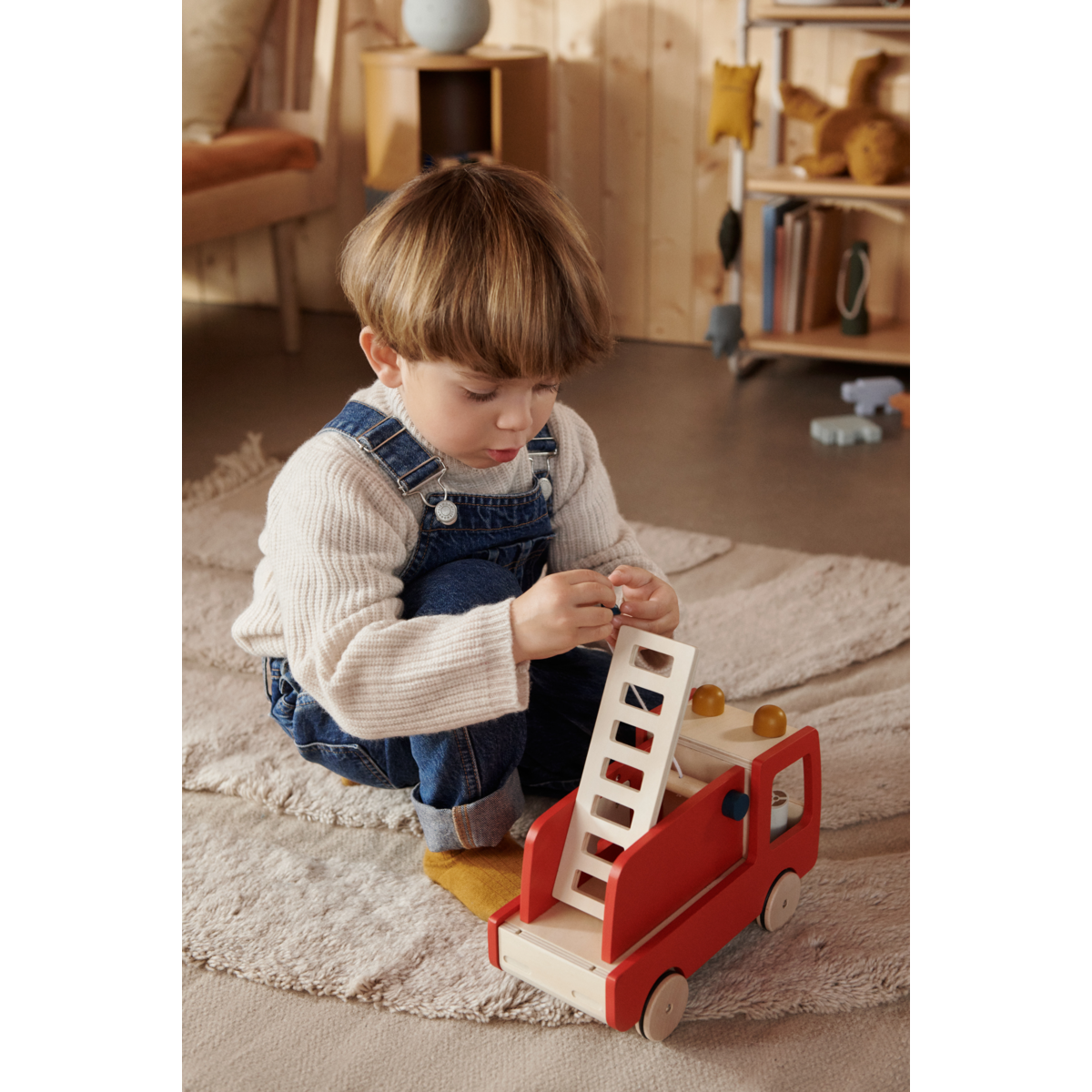 Liewood Camion de pompiers Eigil - Classic navy multi mix - Jouet à tirer